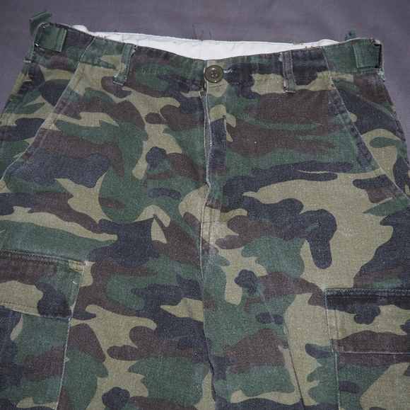 Fashion Nova Camo Pants - Picture 2 of 4